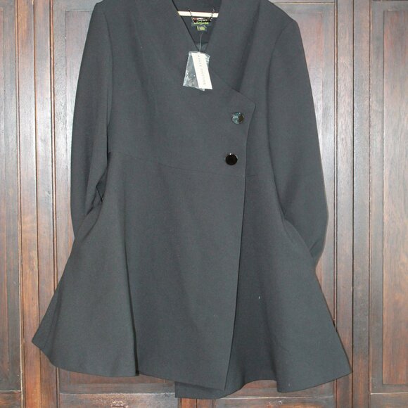 Beautiful Melanie Lyne Black jacket - Picture 5 of 5